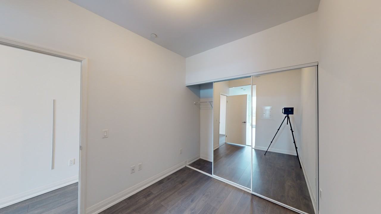 PARK TERRACES AT VALHALLA TOWN SQUARE - Photo 6 of 17