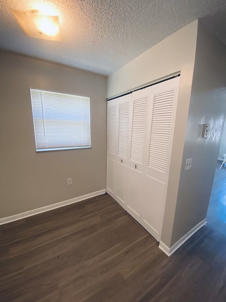 664 Sw 35th St #664APT6 - Photo 4 of 19