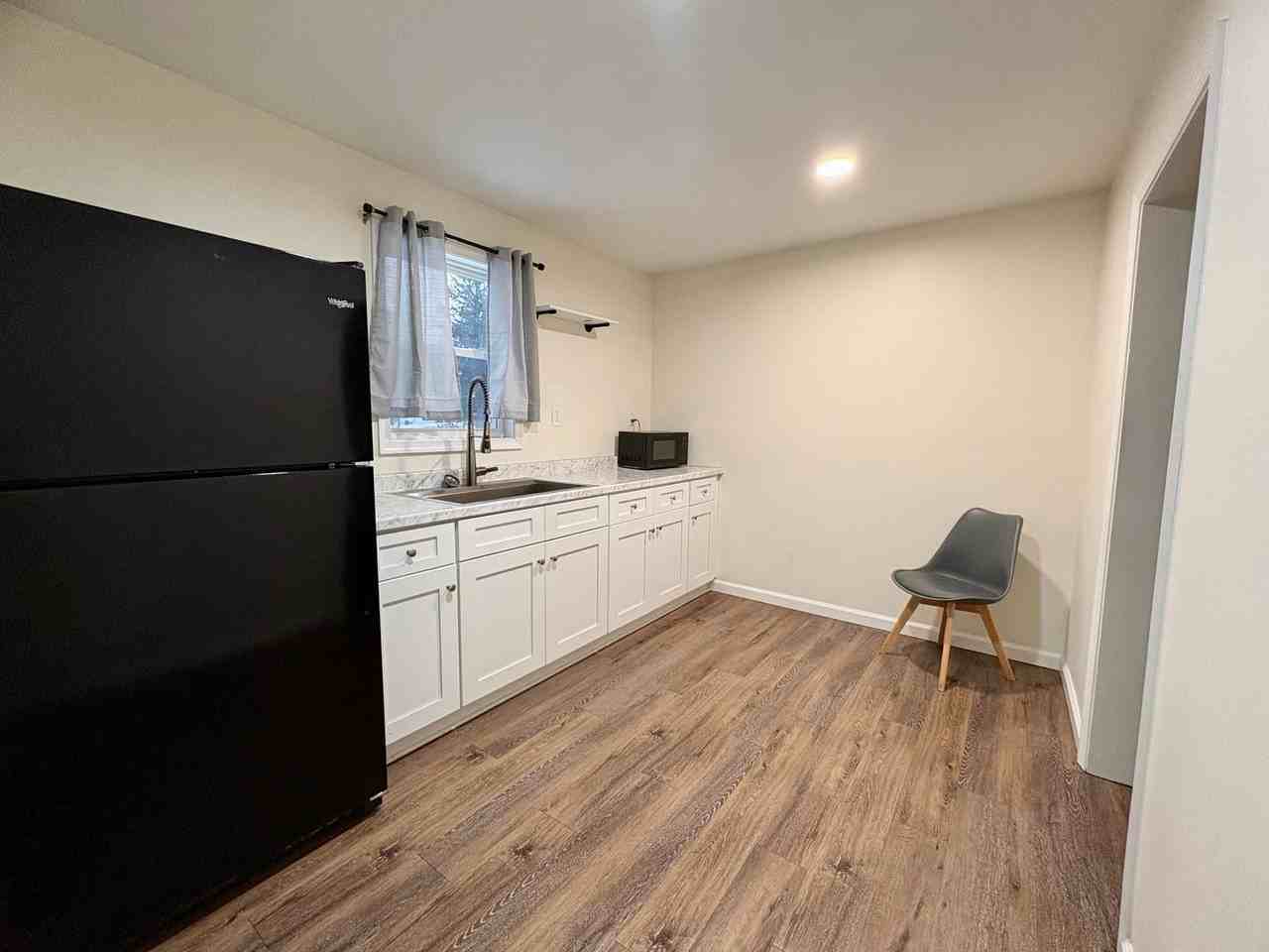 Cocoa Motel - Photo 2 of 19