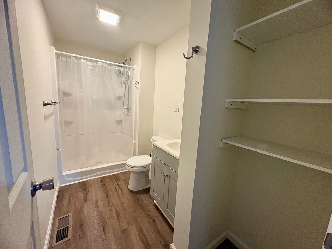 Cocoa Motel - Photo 7 of 19