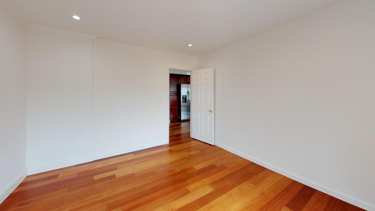 Lovely Sunset District flat with outdoor lounge - Photo 7 of 14