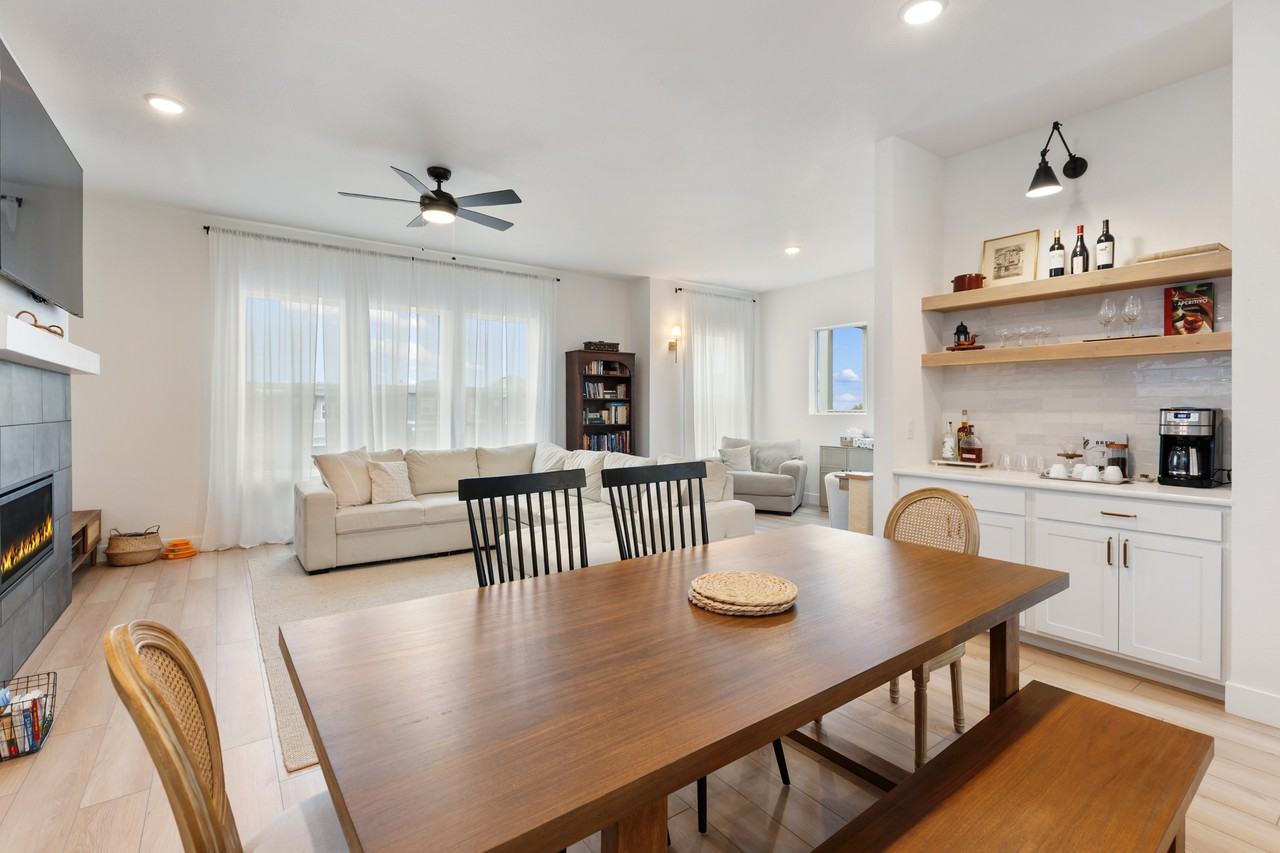 4474 Peak Crest Vw #1 - Photo 6 of 20