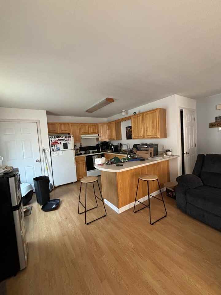 82 Fieldstone Dr #B - Photo 2 of 8