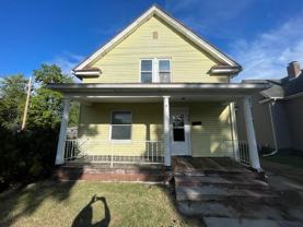 422 Studebaker St #1 - Photo 1 of 1