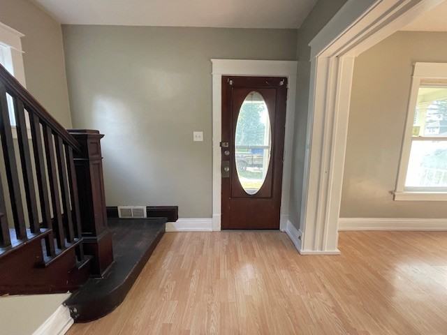 422 Studebaker St #1 - Photo 3 of 25