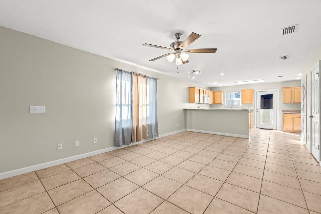 2110 Sterling Cove Blvd #1 - Photo 6 of 50