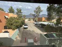 featured image of 2950 N Alvernon Way