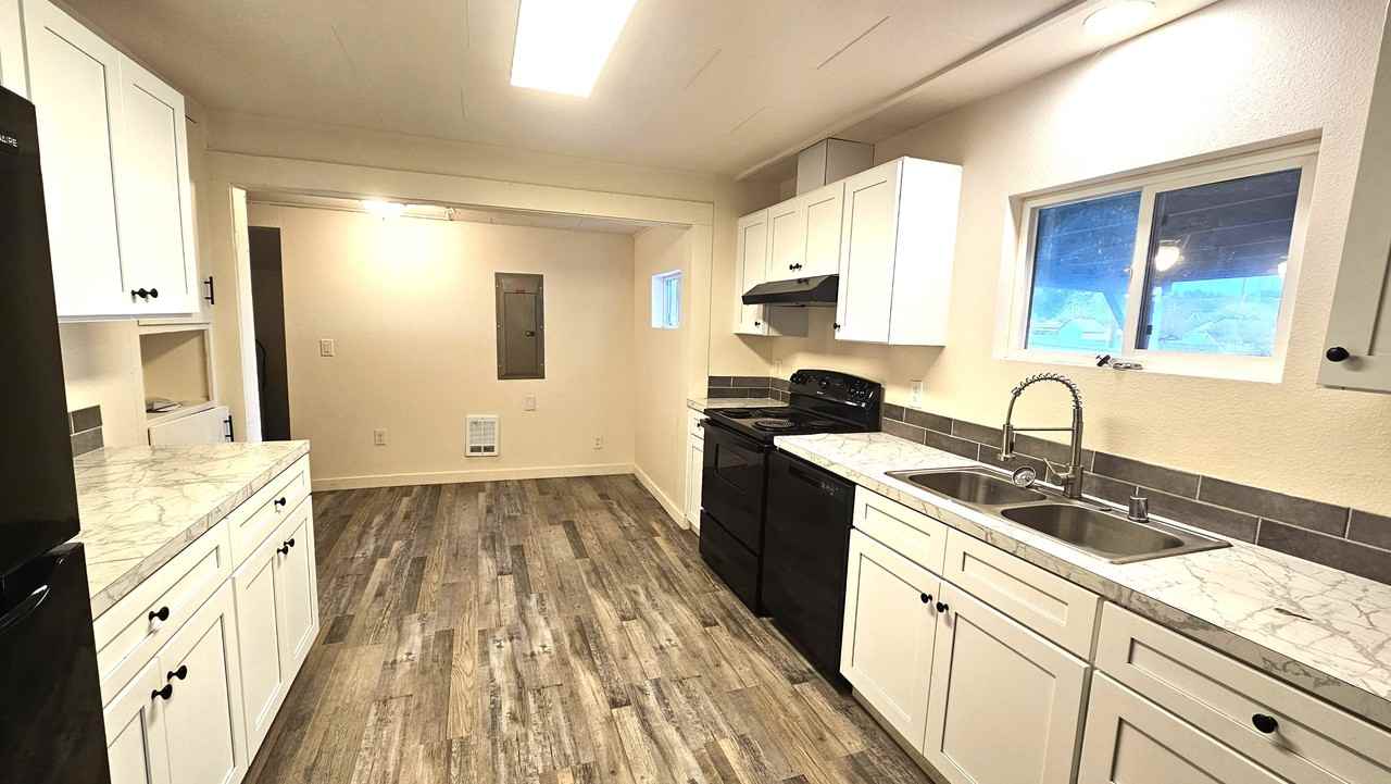 Cent- 1206 B StreetUnit A #1 - Photo 6 of 15