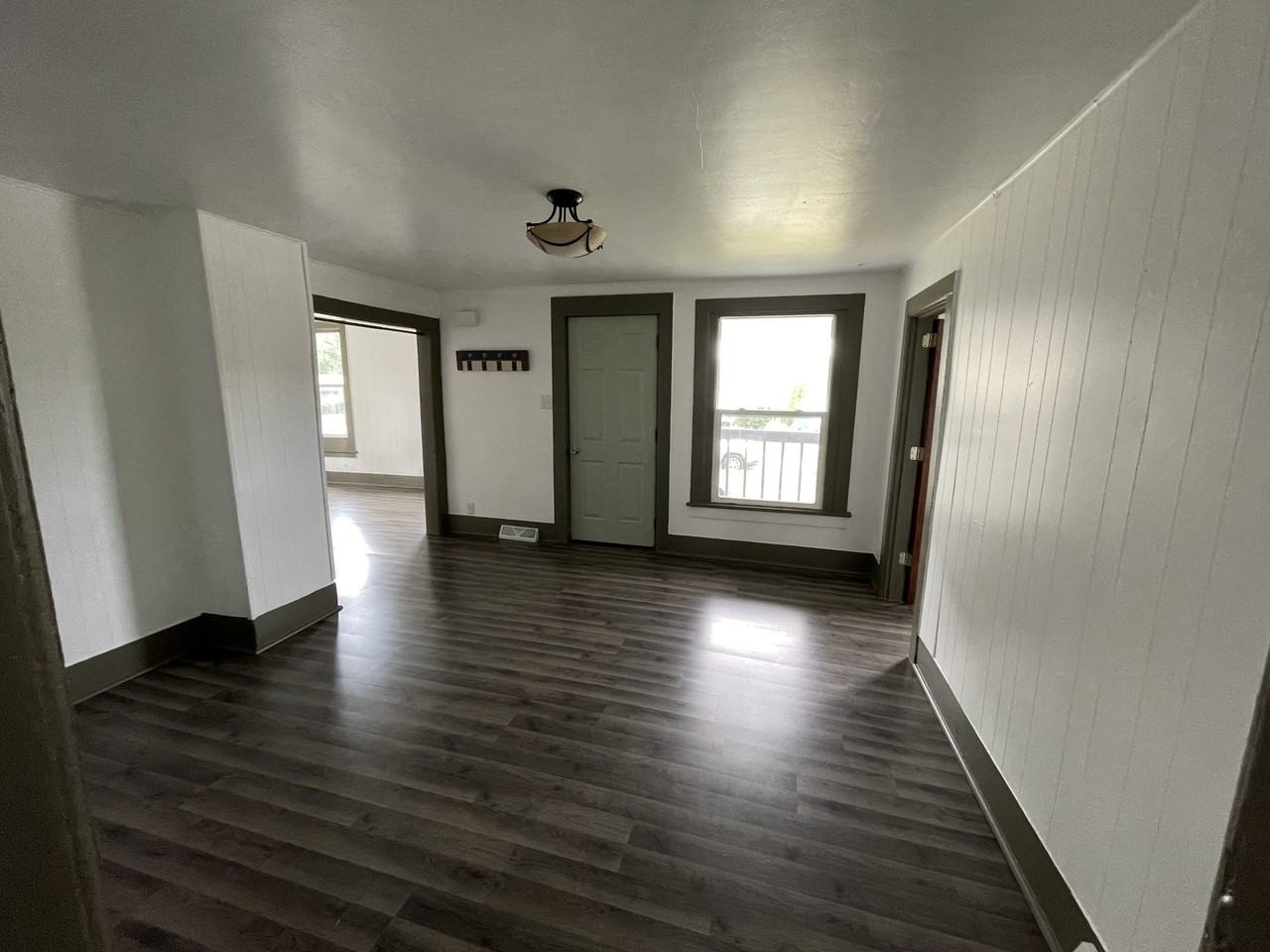 231 S Lincoln St #1 - Photo 5 of 13