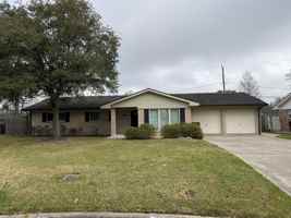 featured image of 6360 Pansy Dr #1