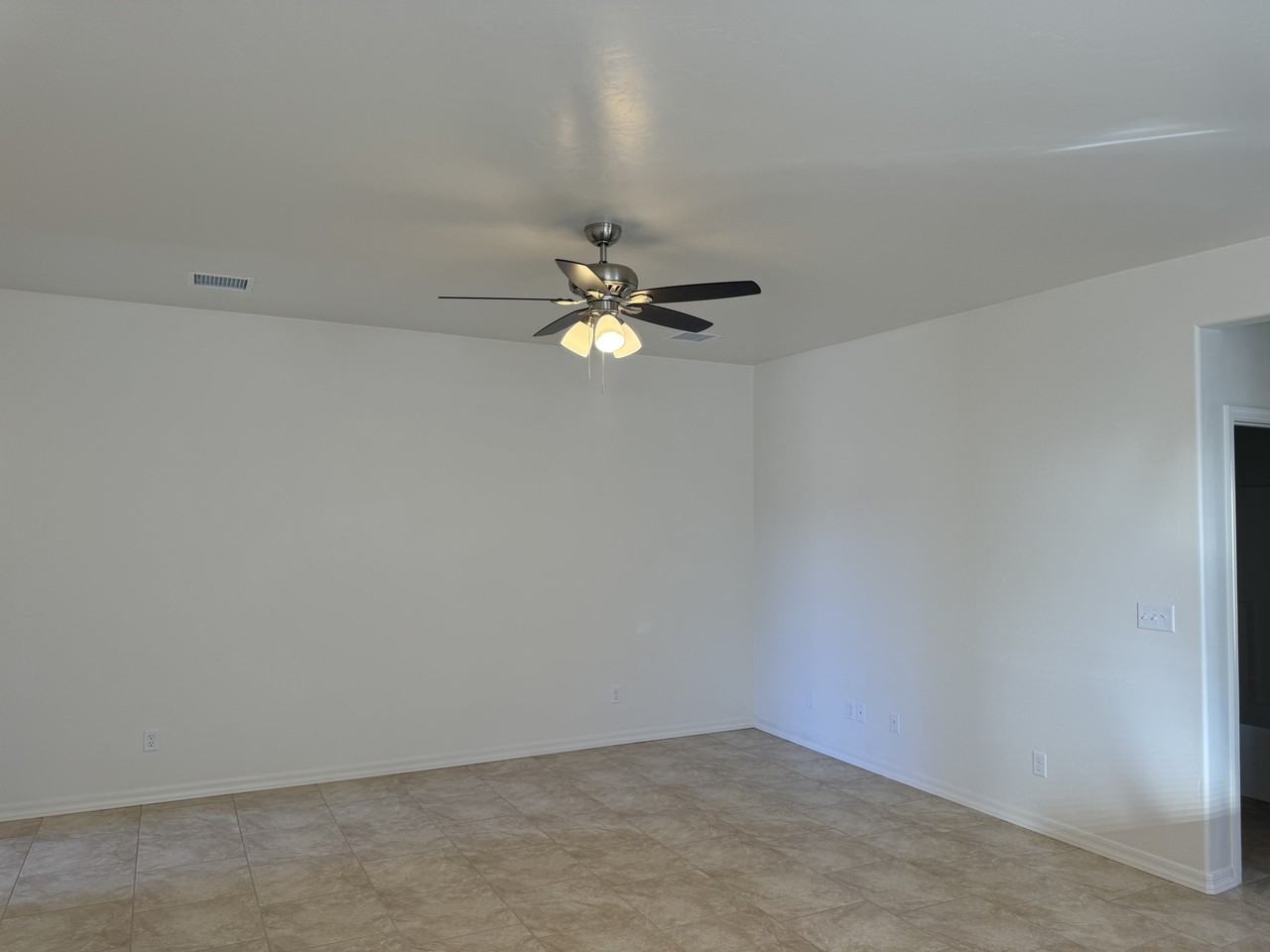 3532 N Burbank St #A - Photo 5 of 12