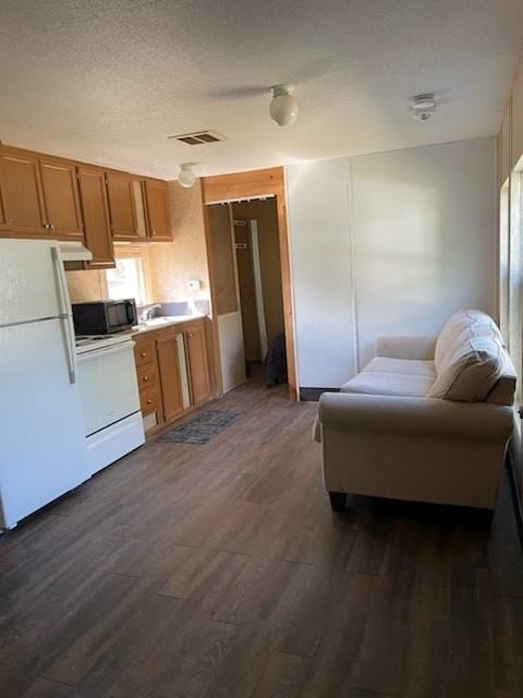 22 S 13th St #22 - Photo 4 of 6