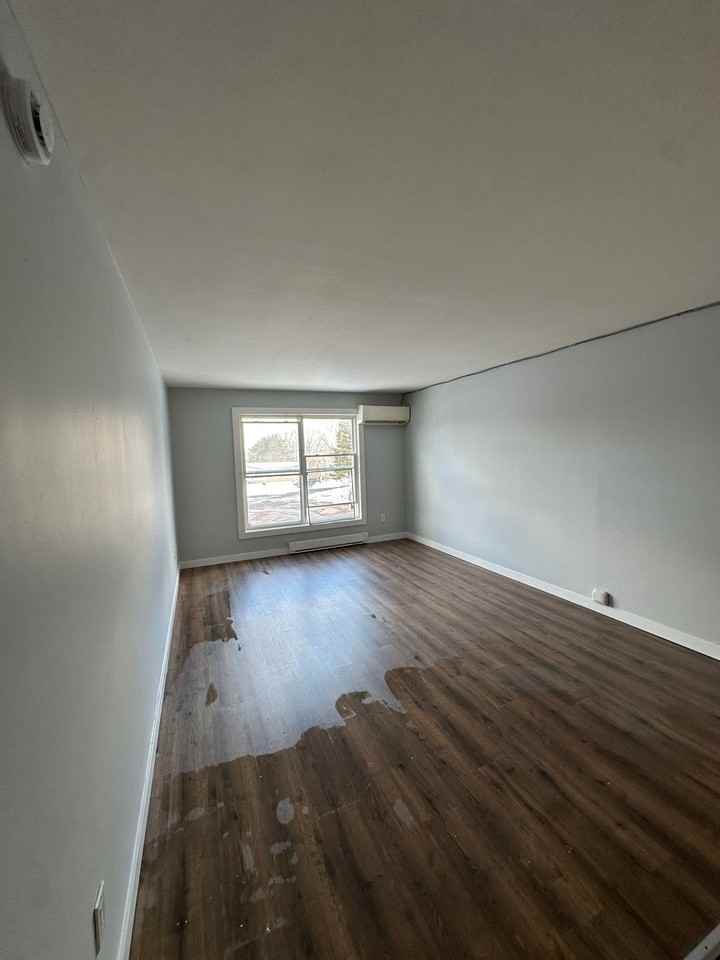 30 Parkwood Dr #3 - Photo 3 of 9