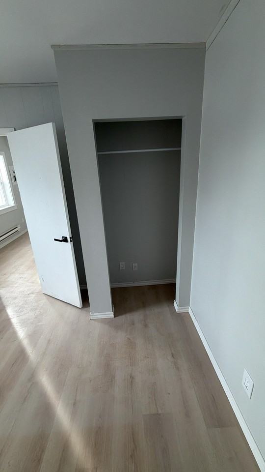 1683 Nova Scotia 242 - 1 #1 - Photo 7 of 10