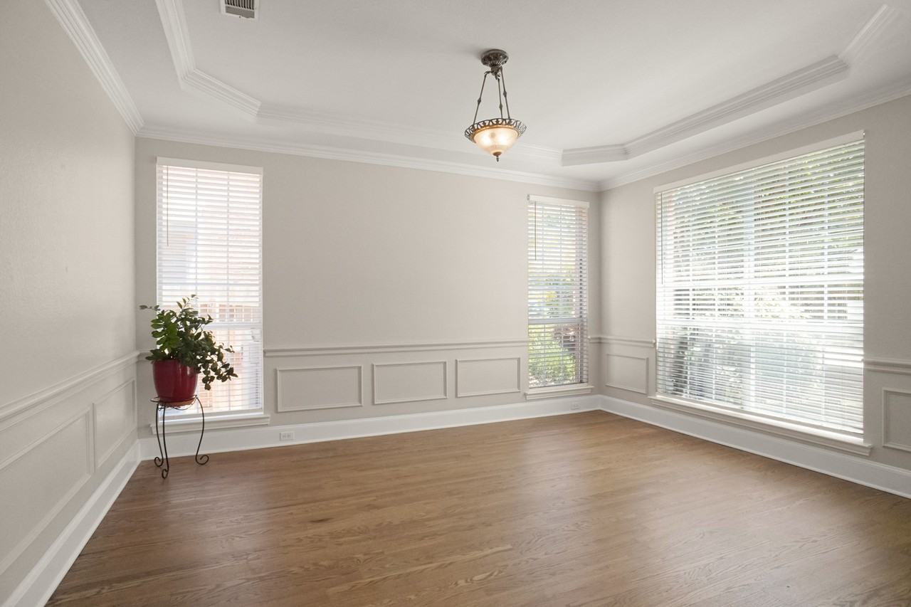 2709 Indian Oak Dr #1 - Photo 3 of 24