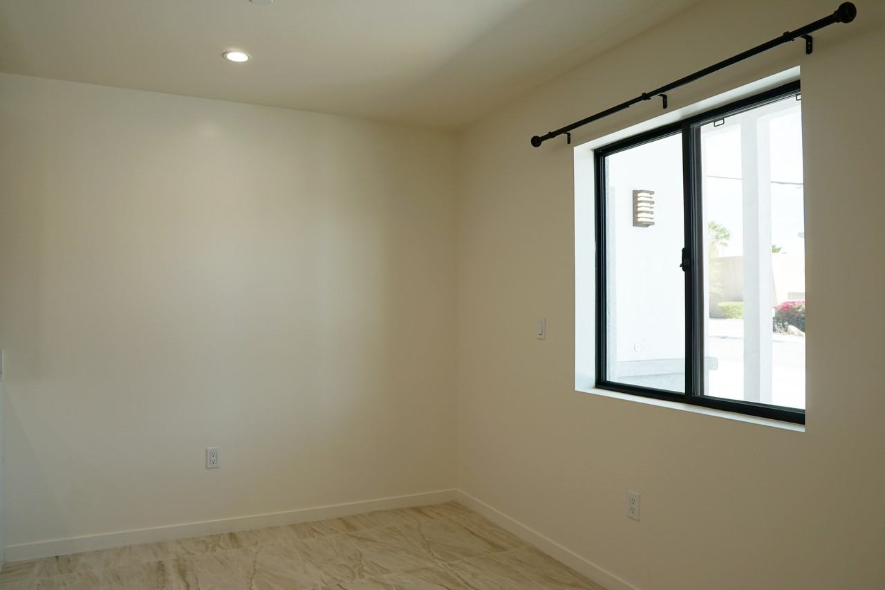 517 S Mountain View Dr #1 - Photo 6 of 26