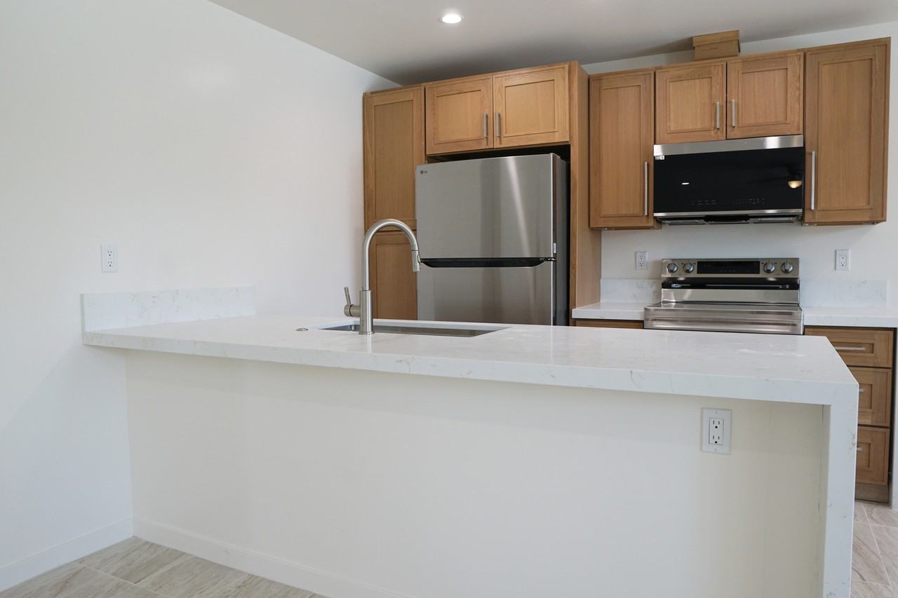 517 S Mountain View Dr #1 - Photo 7 of 26