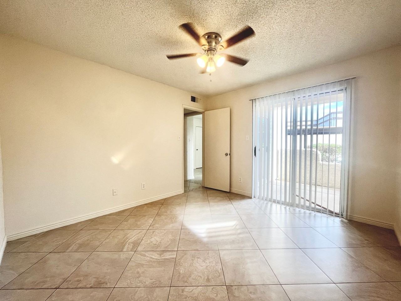 Mission Springs Apartment - Photo 5 of 32