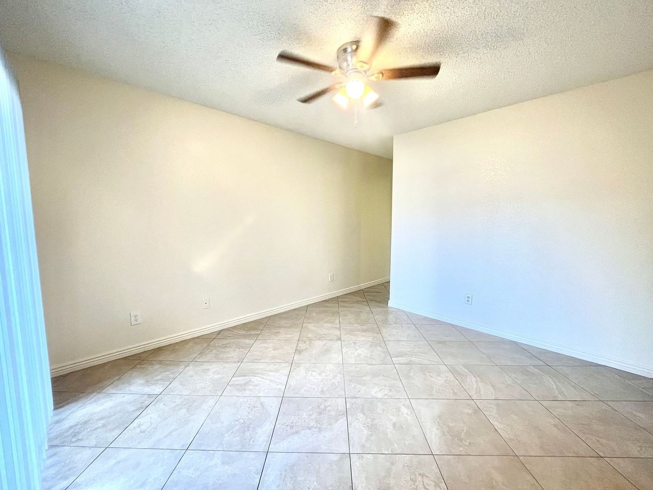 Mission Springs Apartment - Photo 6 of 32