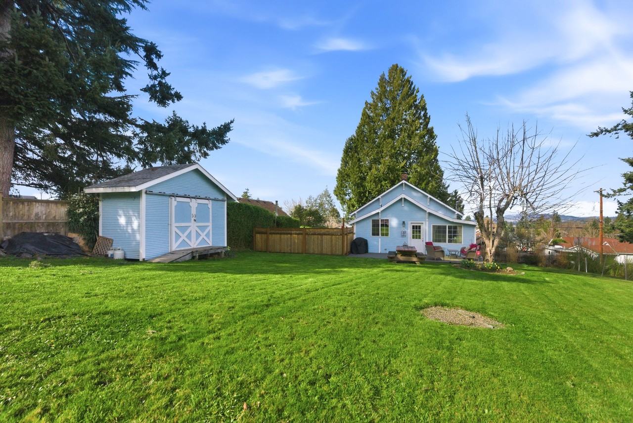 516 Pearl St #1 - Photo 7 of 31