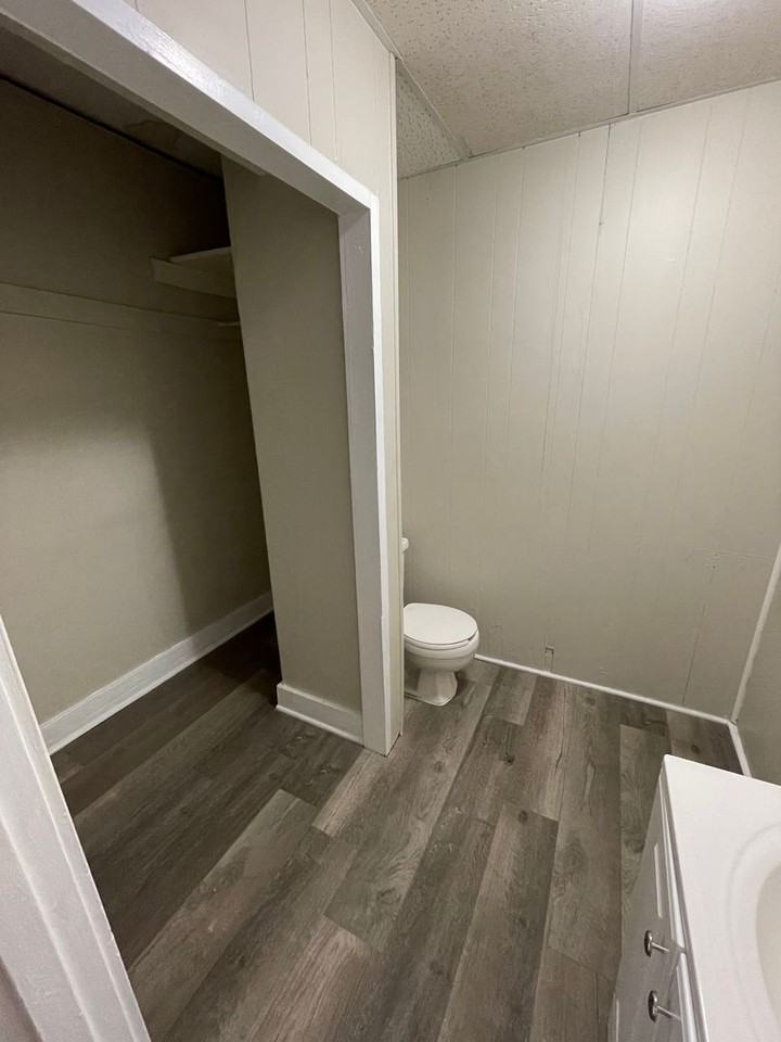 202 202 E Jefferson - 202 E Jefferson St #303 - Photo 3 of 11