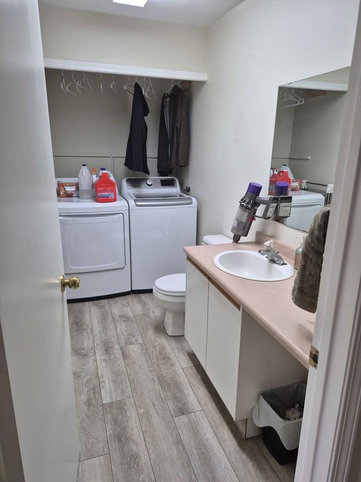 2686 Cameron Rd - Photo 2 of 10