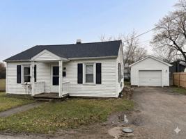 featured image of 112 Applegate St #1