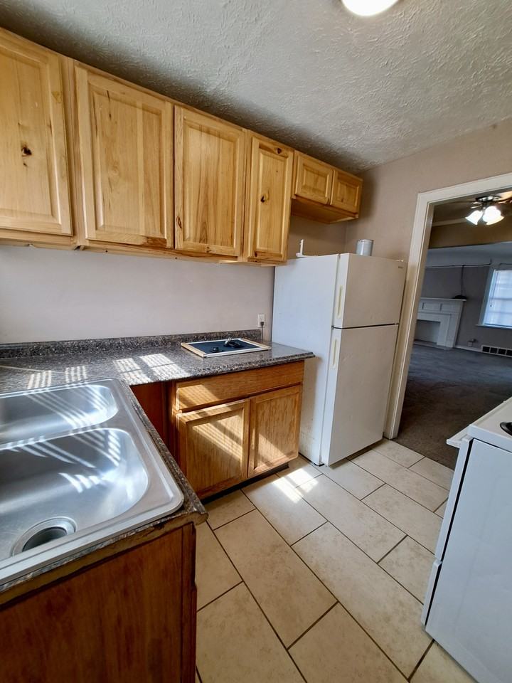 364 Delaware Ave #1 - Photo 5 of 8