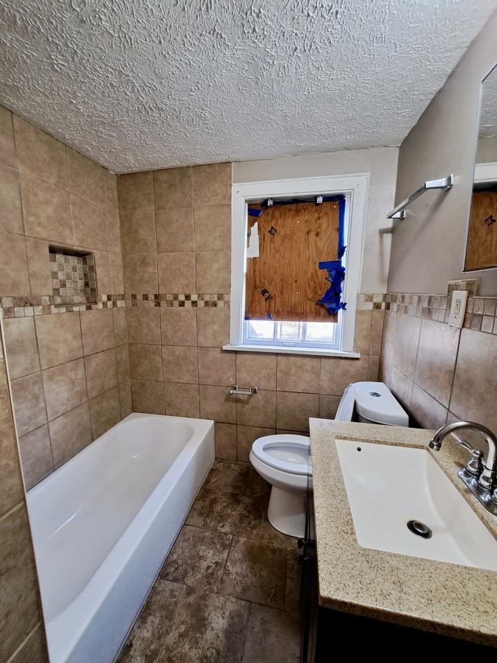 364 Delaware Ave #1 - Photo 7 of 8