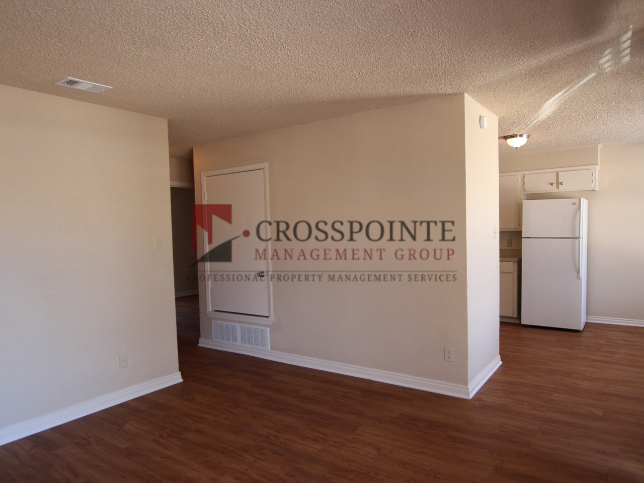 Ingram Court Apartments - Photo 2 of 33