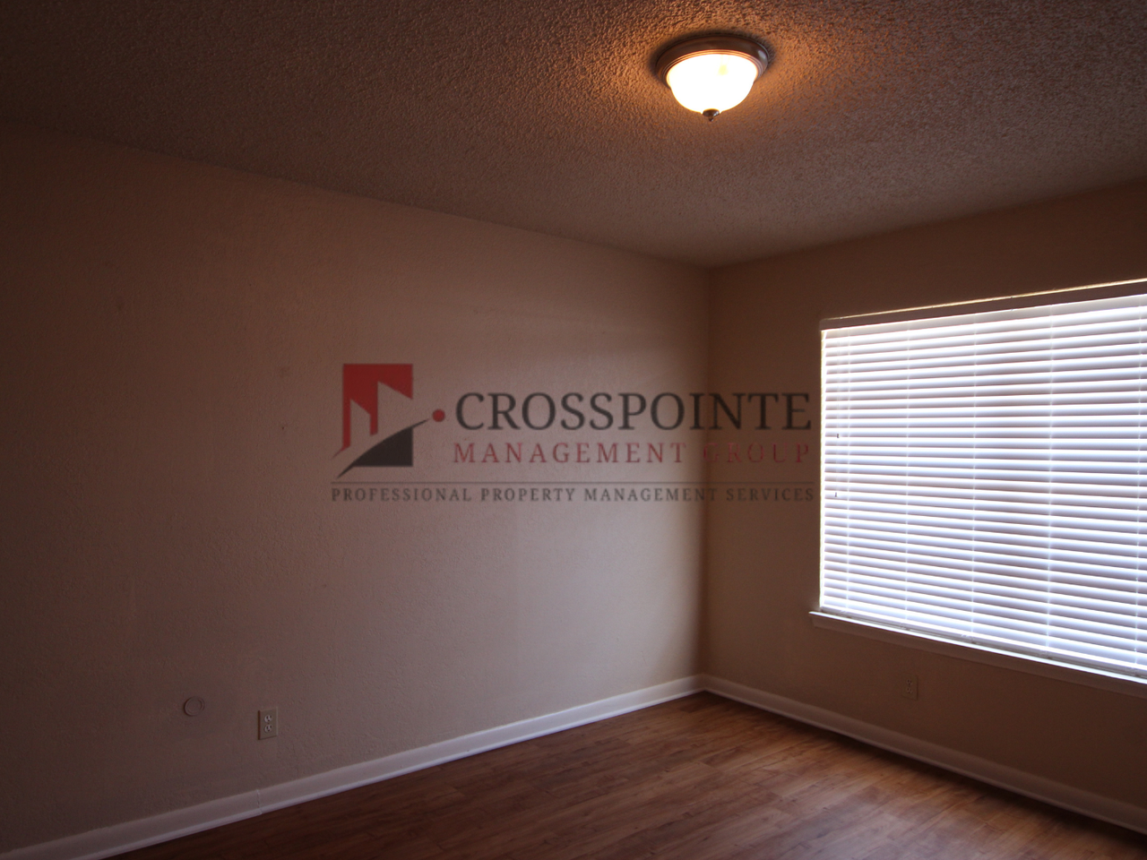 Ingram Court Apartments - Photo 7 of 33