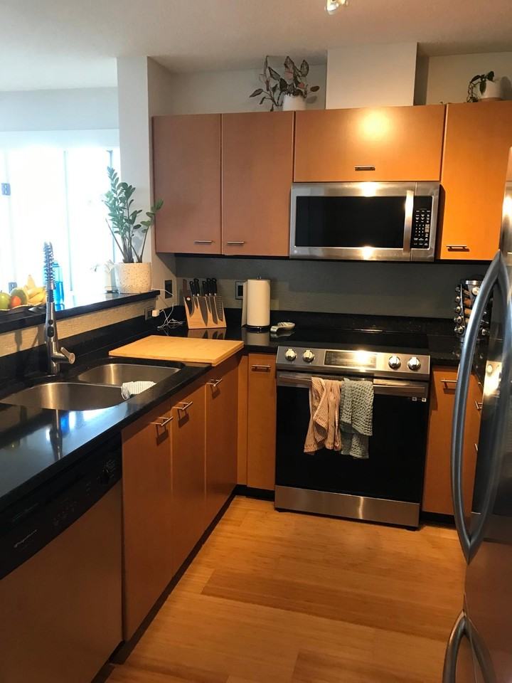 751 Fairfield Rd - Photo 4 of 11