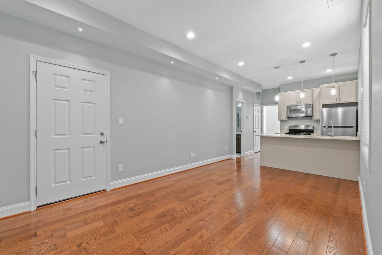 2635 Saint Paul Street - Photo 6 of 41