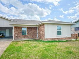 featured image of 116 E Gruver Cir