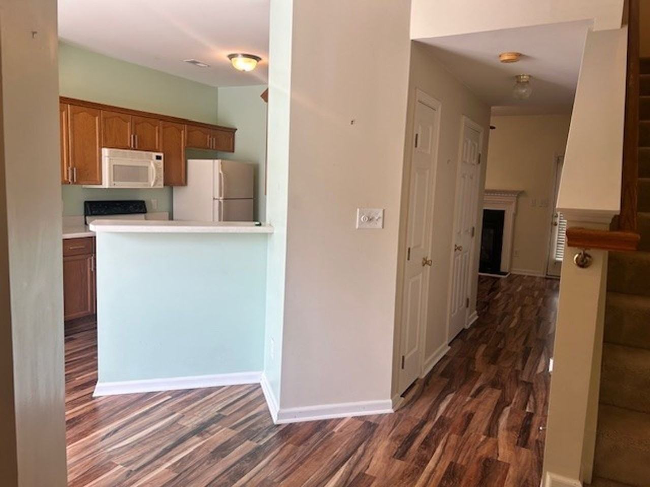 8100 Sapwood Ct - Photo 3 of 20