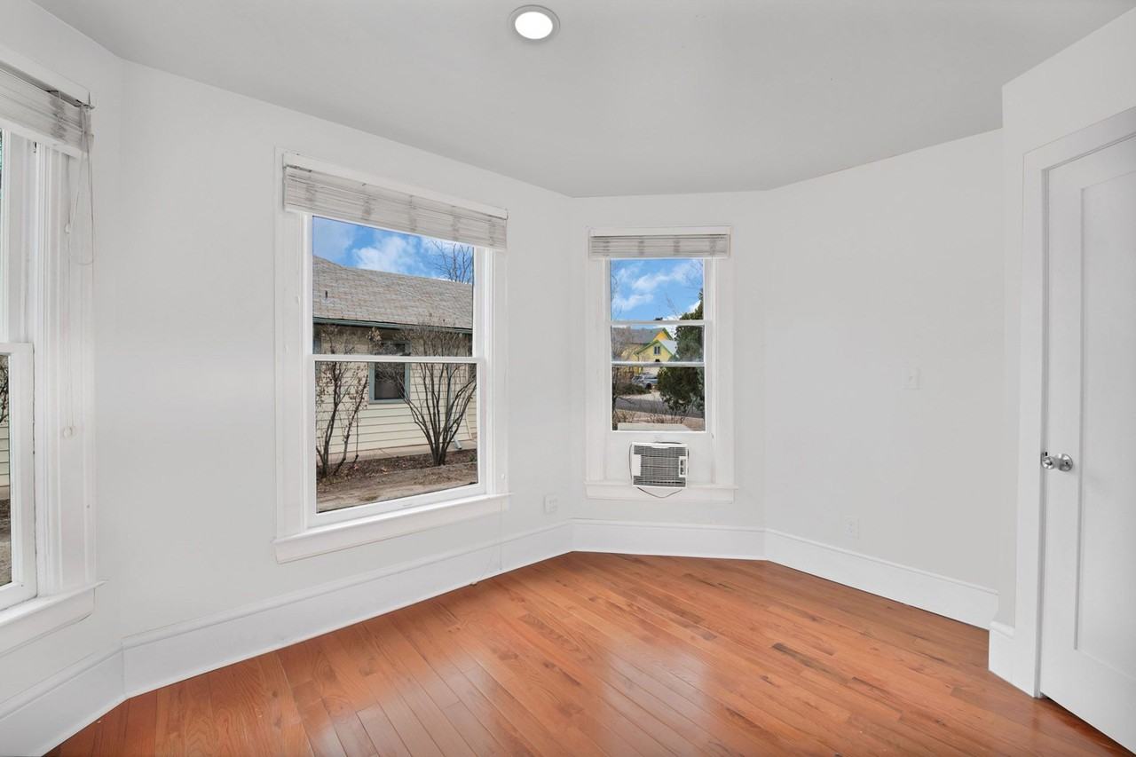 540 Hill Ave. - Photo 6 of 50