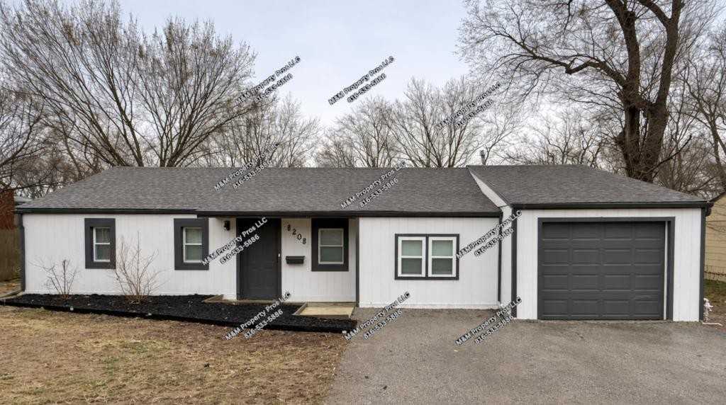 8208 W 81st St - Photo 2 of 26