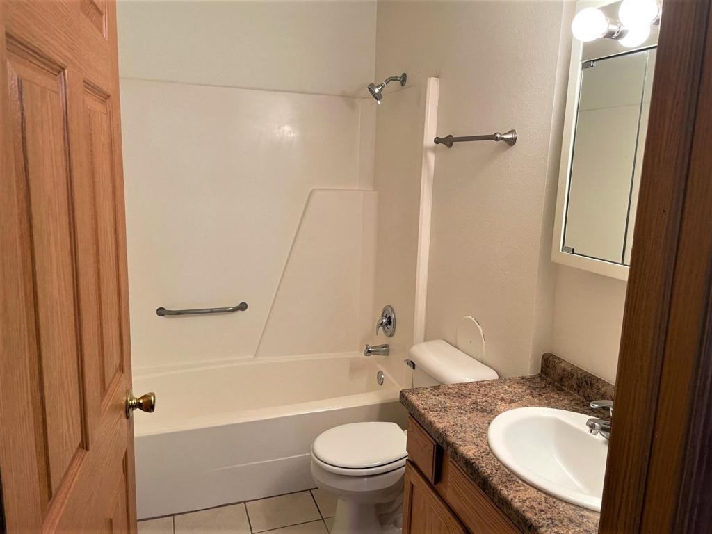 619 Mchugh Rd Apt 8 - Photo 7 of 8