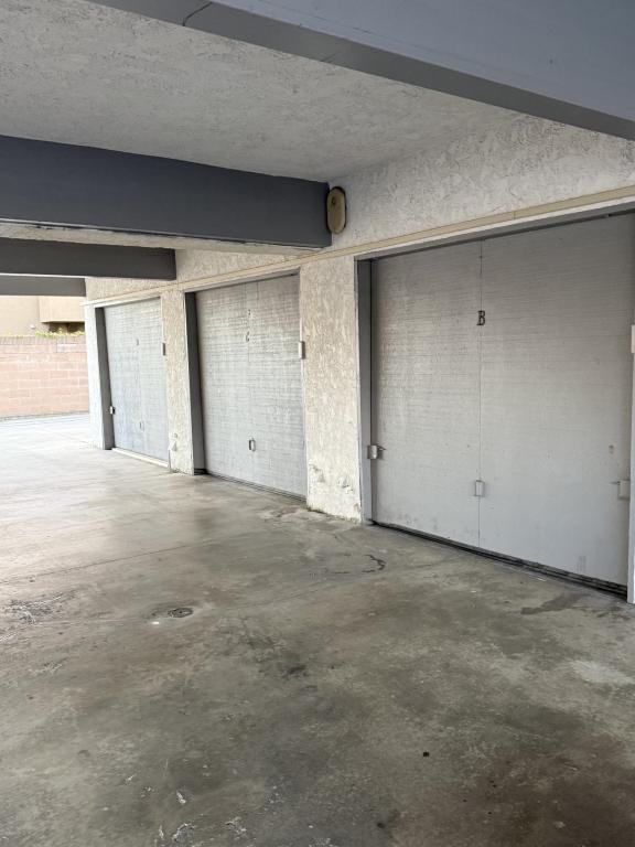 7792 15th St - Photo 2 of 13