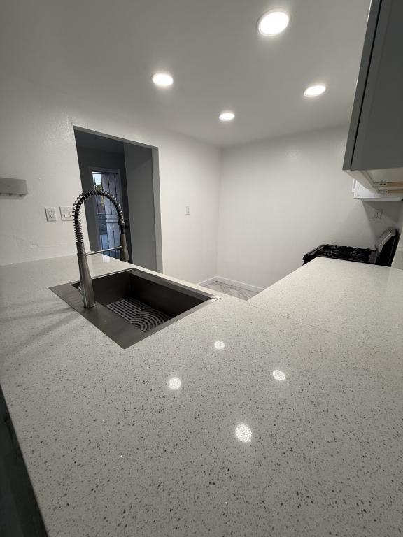 7792 15th St - Photo 7 of 13