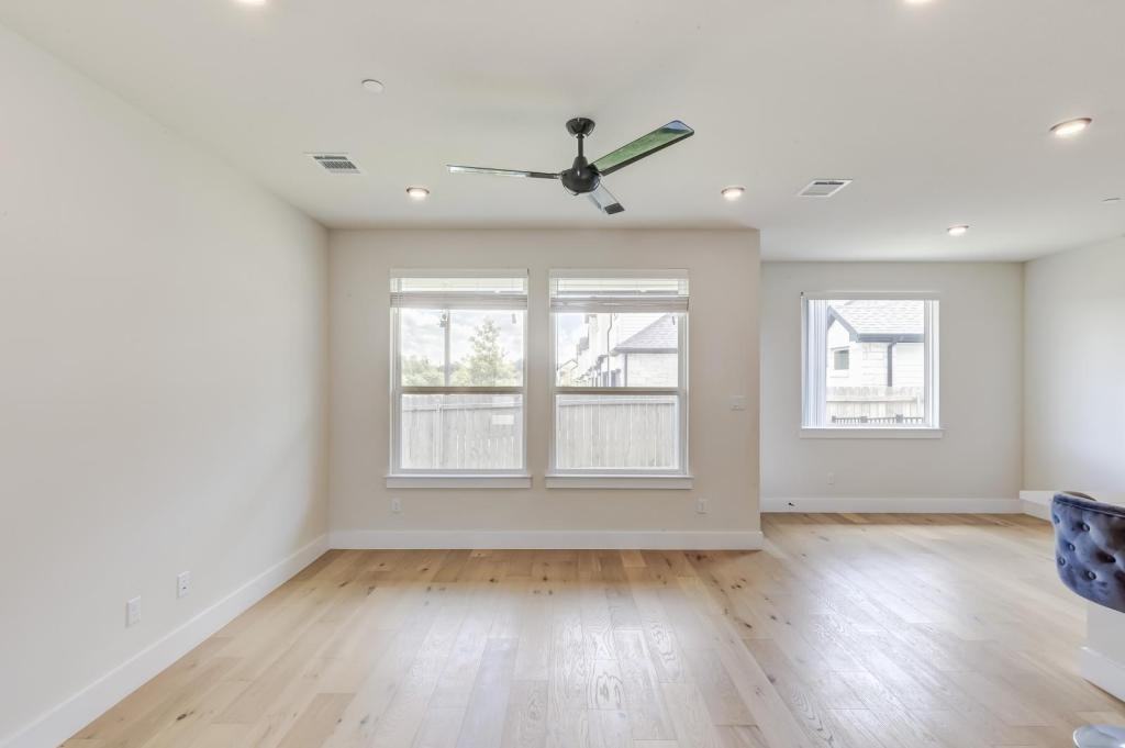 2600 Gattis School Rd - Photo 6 of 31