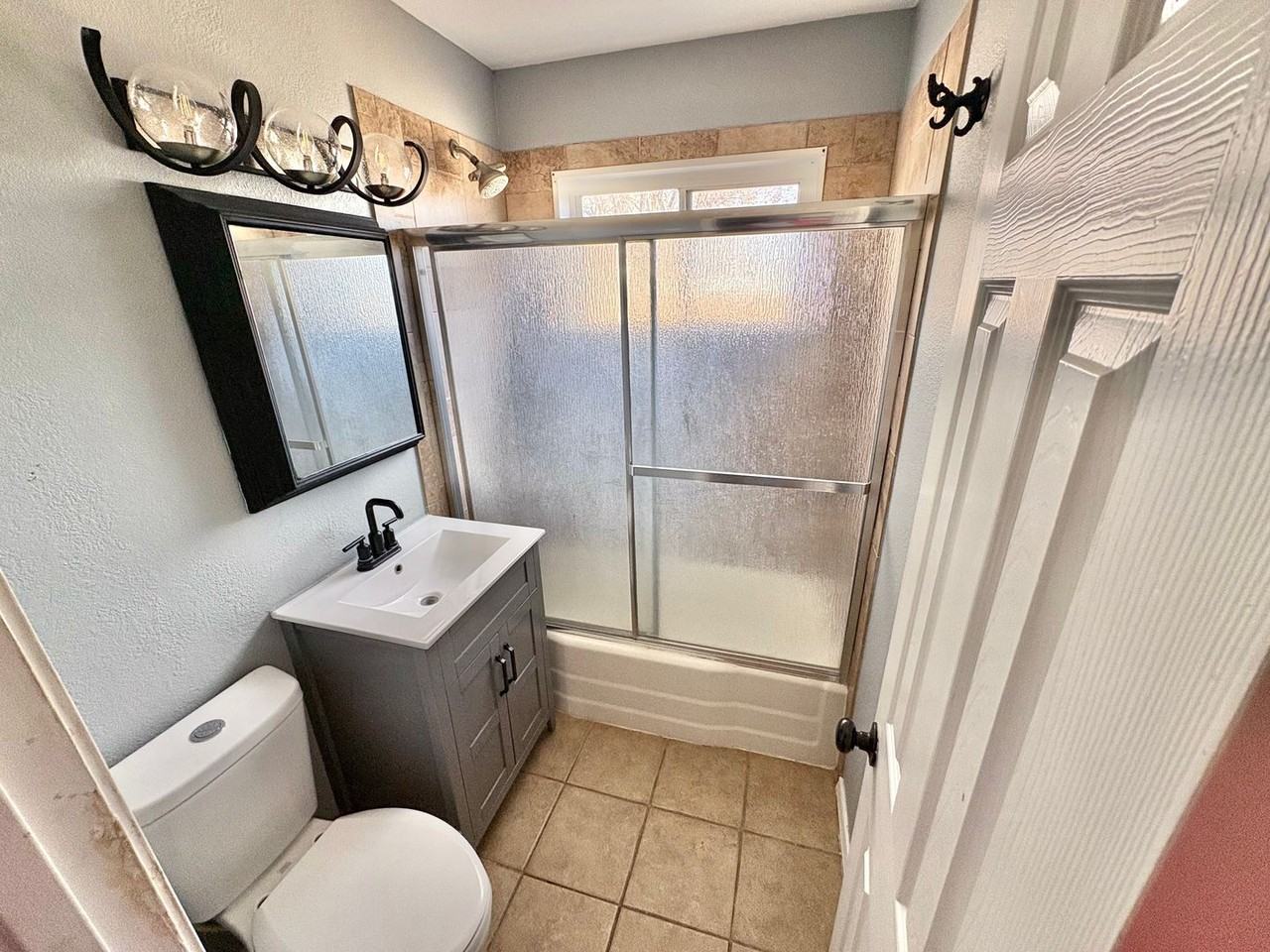 1718 N Penasco Dr - Photo 5 of 7