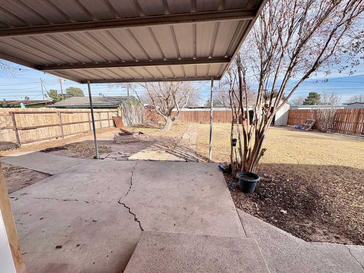 1718 N Penasco Dr - Photo 7 of 7