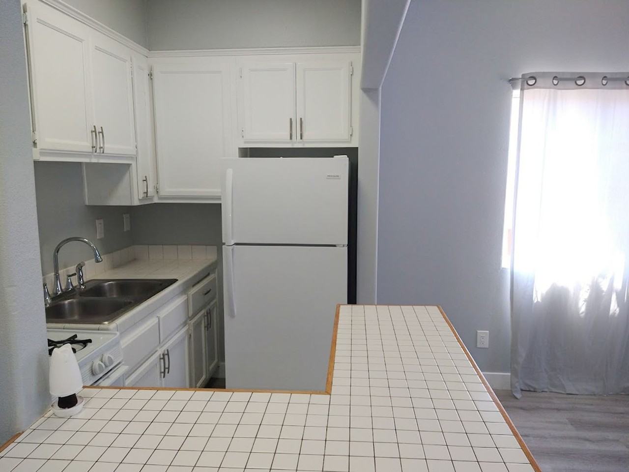 630 W Sepulveda St Los Angeles, CA 90731 - Photo 6 of 12