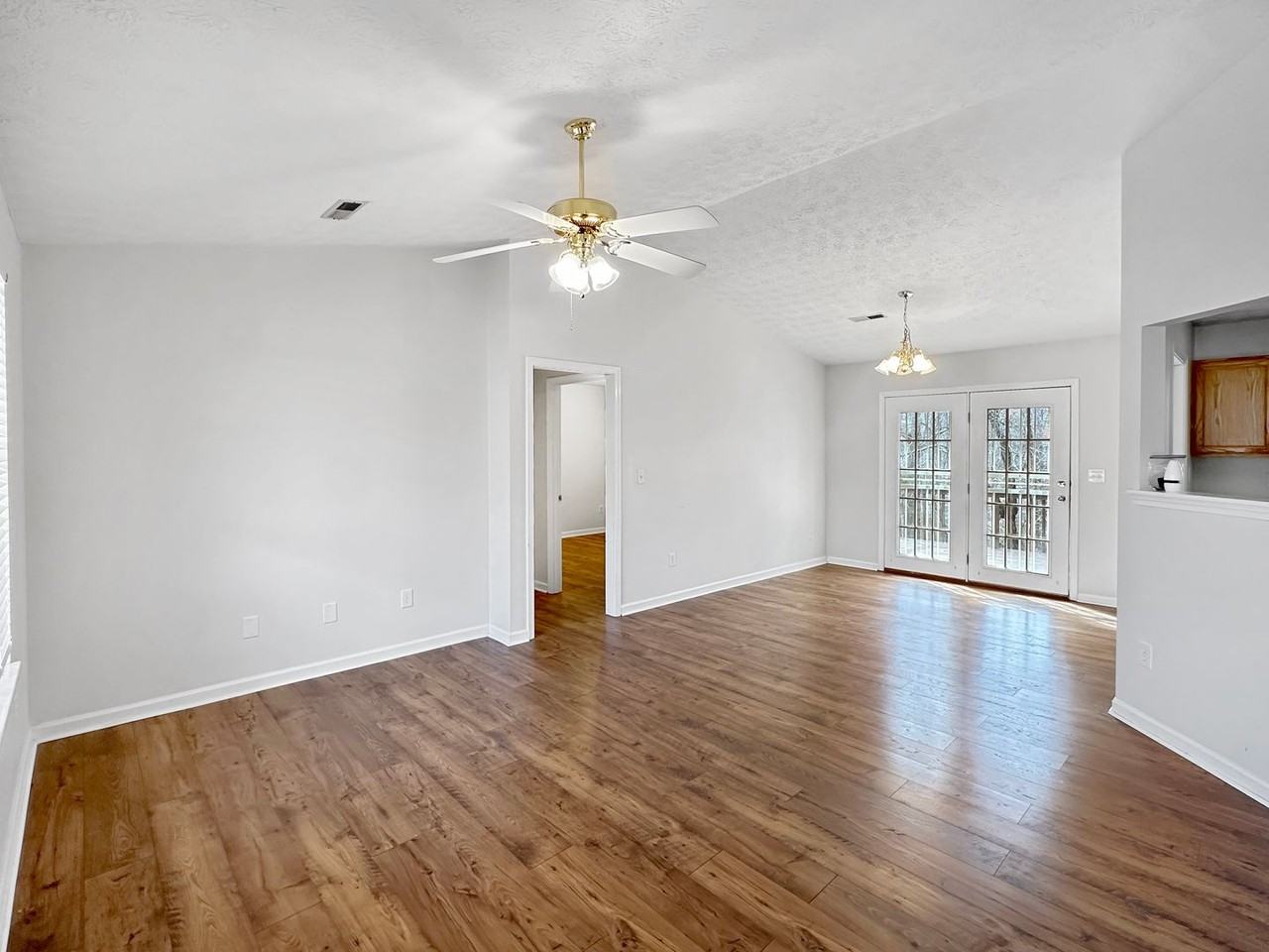 8149 Florence Gardens Rd - Photo 3 of 23