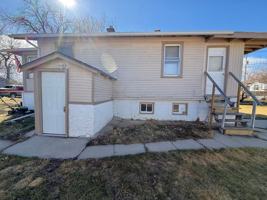 featured image of 1038 S Boxelder St