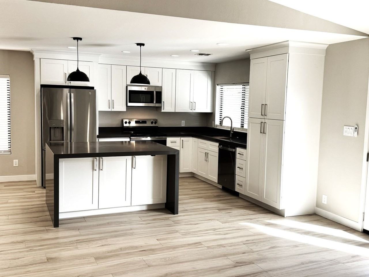 931 W Posada Ave - Photo 6 of 22