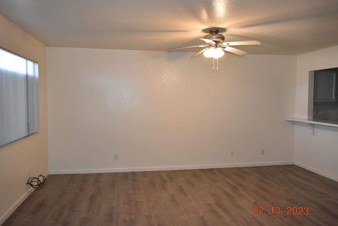 203 E Upjohn Ave - Photo 2 of 16