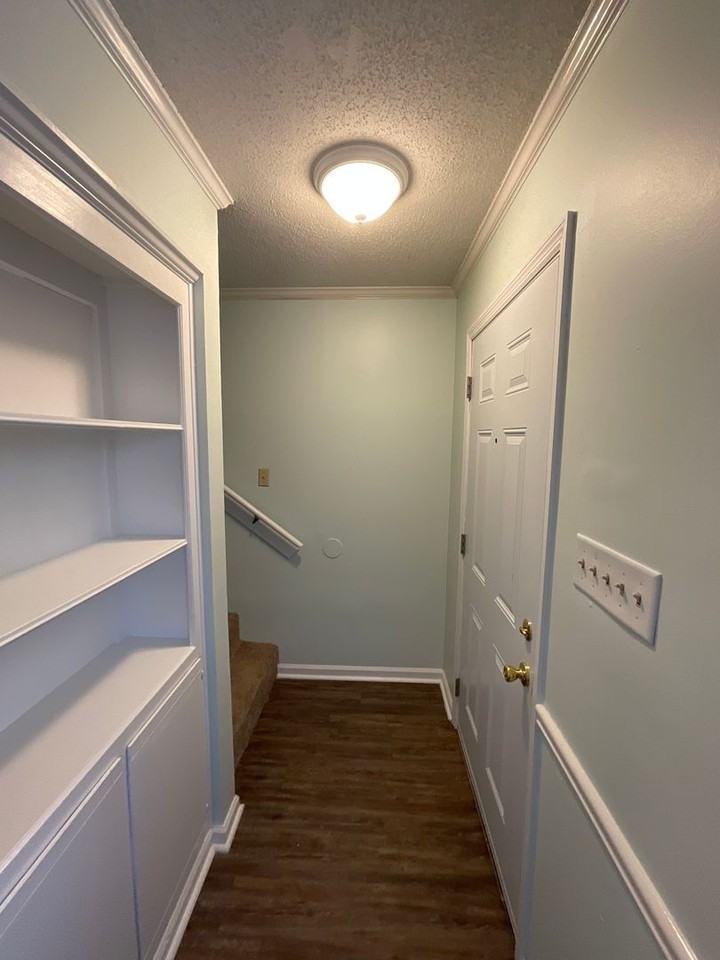 3924 Miramar Ct - Photo 5 of 20