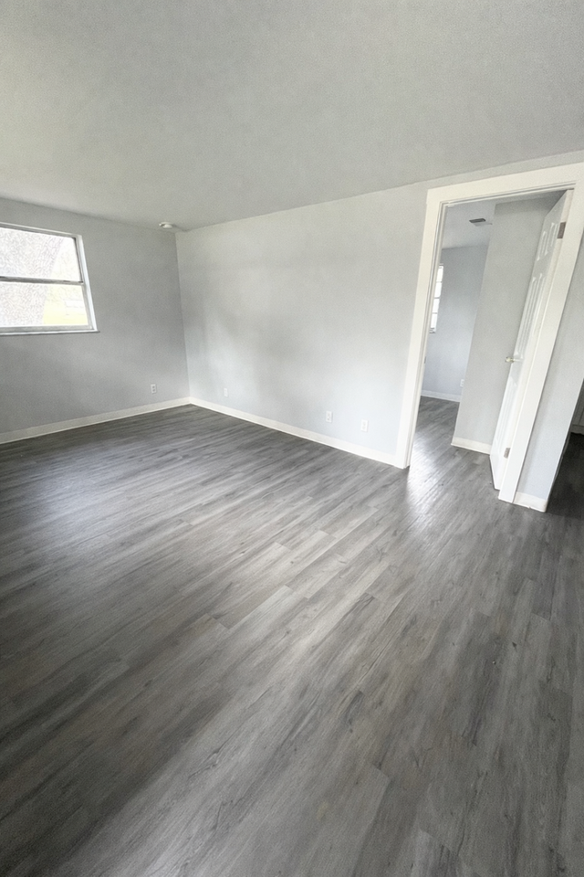 5024 Lantana St - Photo 3 of 6